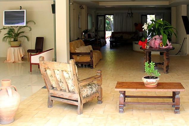 Hotel Galini Agia Marina (Aegina)